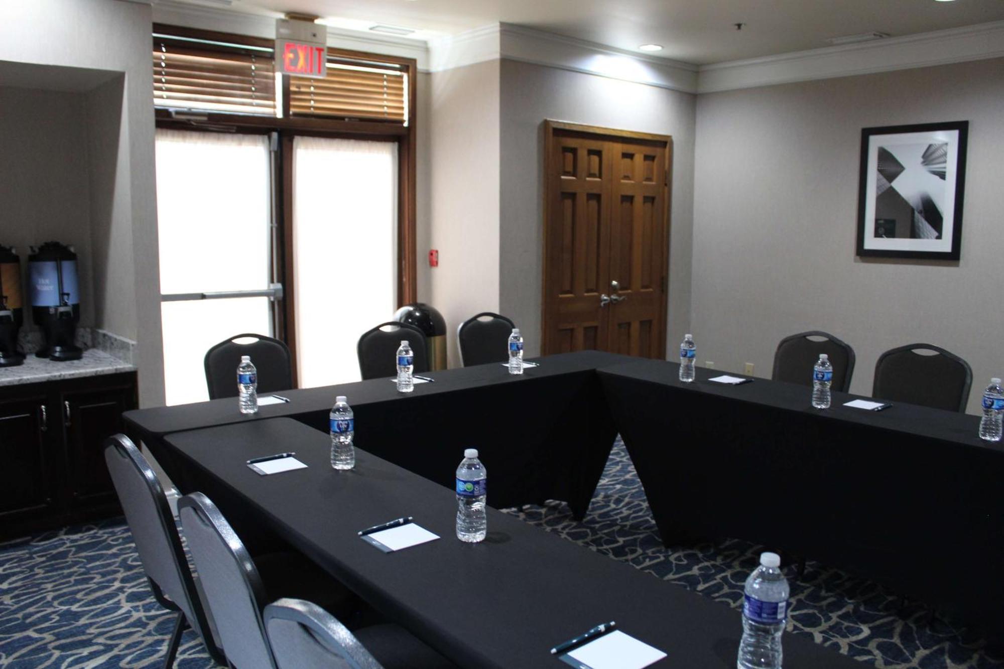 Homewood Suites By Hilton Chicago - Schaumburg Εξωτερικό φωτογραφία